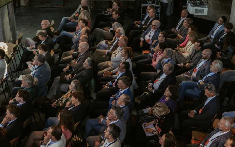 Intensievere samenwerking tussen NCD en IIA